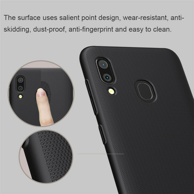 Ốp Lưng Nillkin Samsung Galaxy A20 ✅Nhựa Cứng Sần Chính Hãng được làm bằng chất nhựa PU cao cấp nên độ đàn hồi cao, thiết kế dạng sần,là phụ kiện kèm theo máy rất sang trọng và thời trang